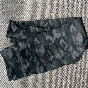 Camo Fabletics Leggings!
